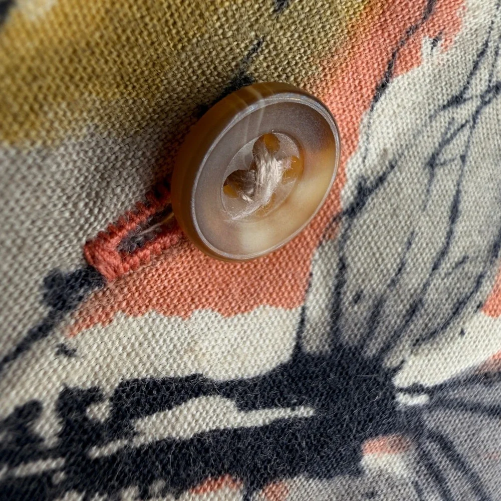VTG Banana Republic Hawaiian Shirt Mens M Peach Cotton Tropic Daisy Miami Pastel